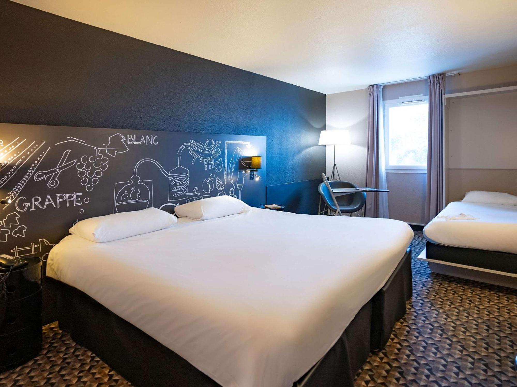 Готель Ibis Styles Cognac Chateaubernard Екстер'єр фото